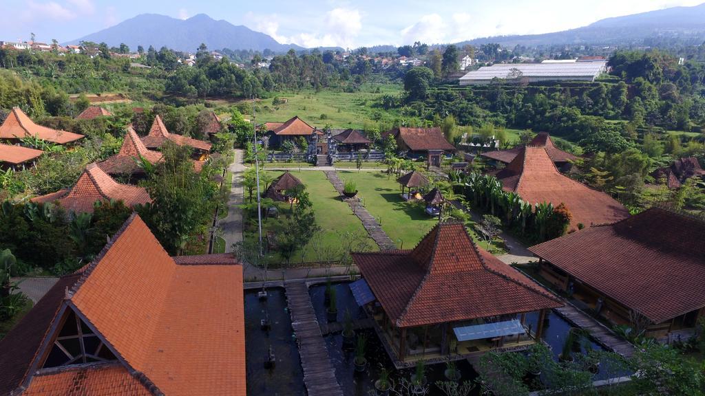 Jadul Village Resort Lembang Exterior foto