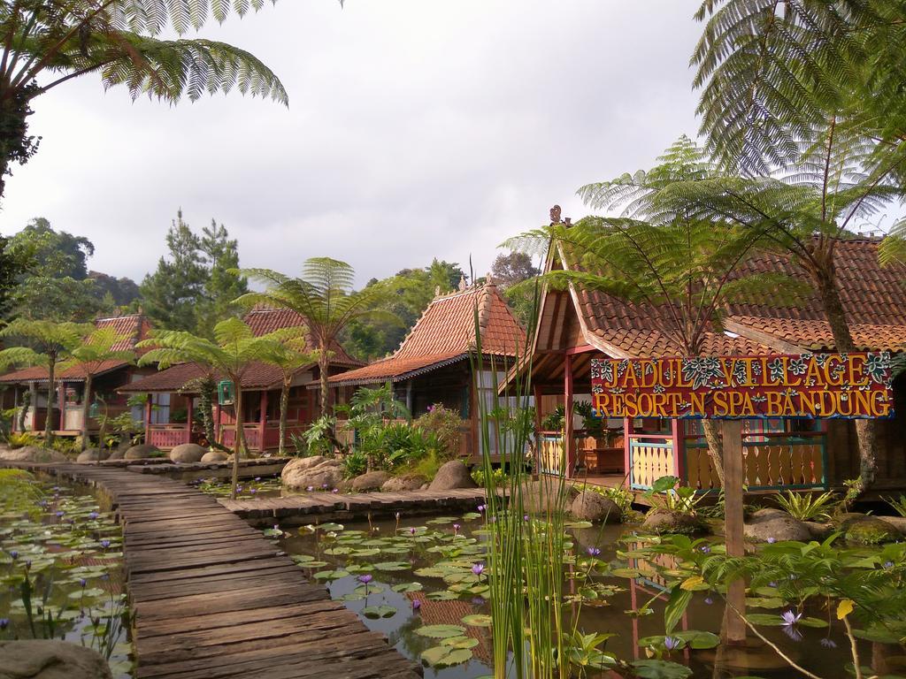 Jadul Village Resort Lembang Exterior foto